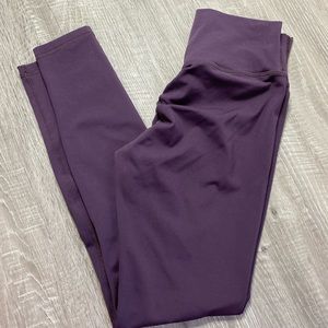 Effortless Scrunch booty TILYOUCOLLAPSE leggings